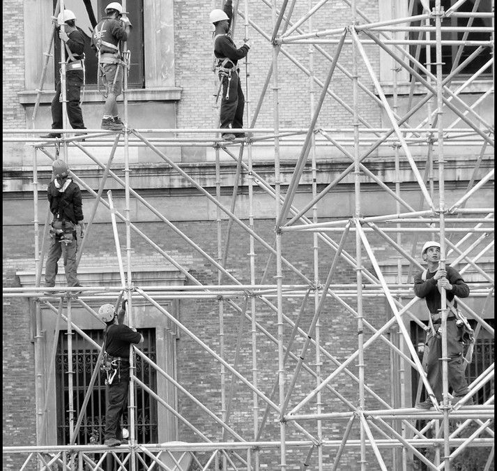 Impuestos y gastos al vender un piso de segunda mano en España